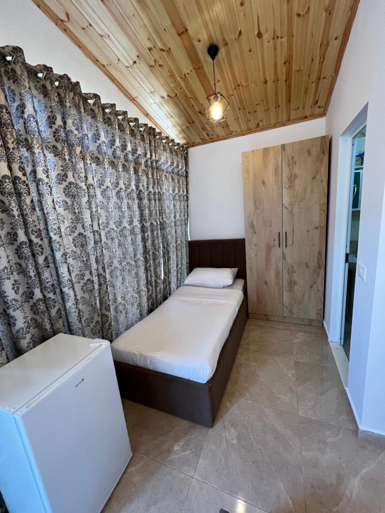 Lake Bliss Cabins ชโคเดอร์ ภายนอก รูปภาพ