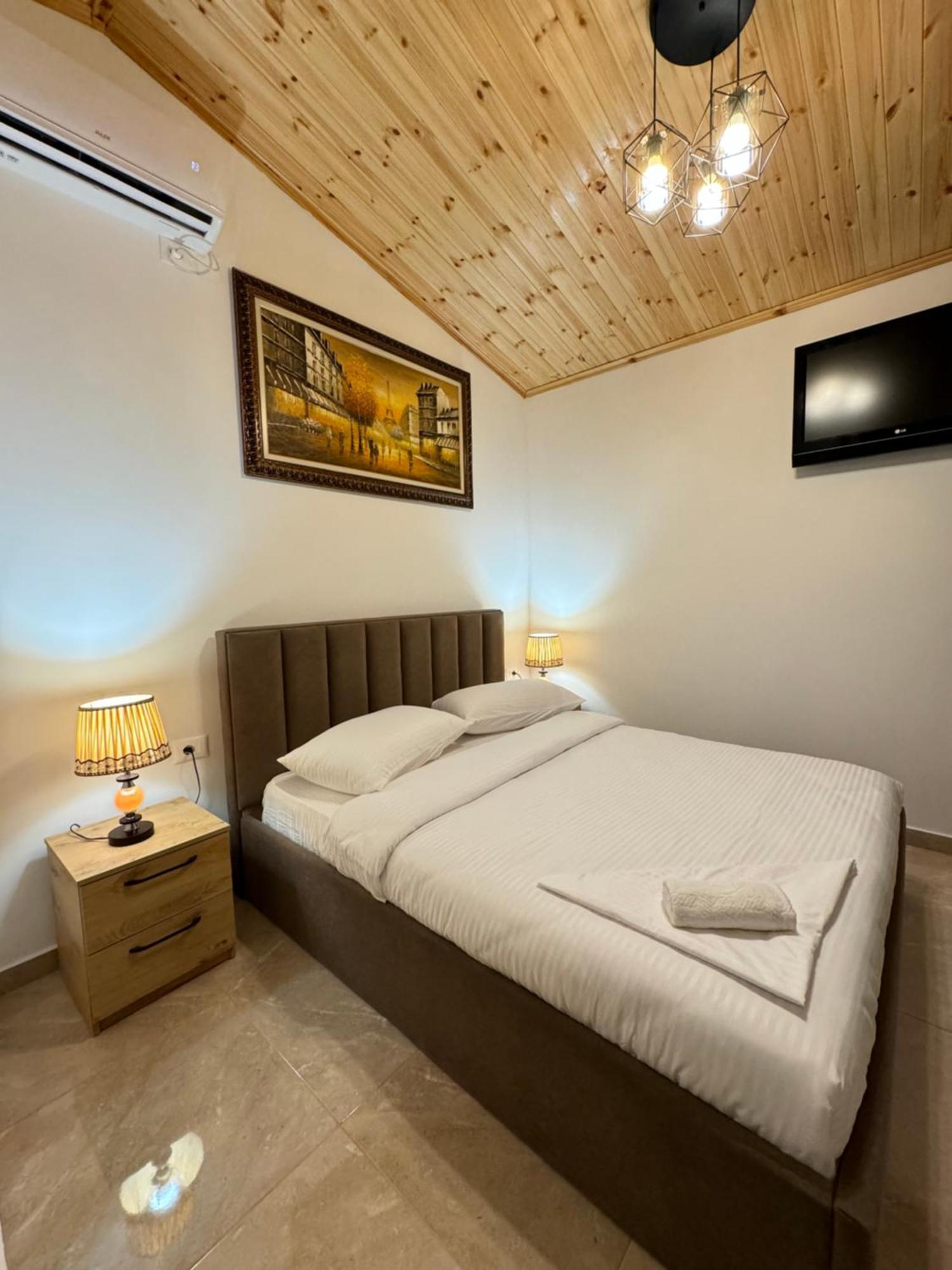 Lake Bliss Cabins ชโคเดอร์ ภายนอก รูปภาพ