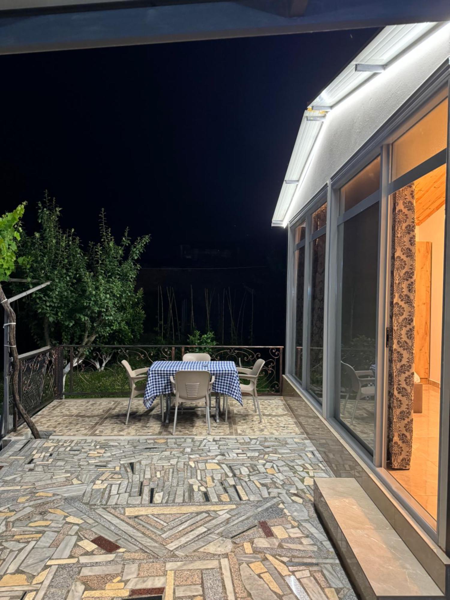 Lake Bliss Cabins ชโคเดอร์ ภายนอก รูปภาพ